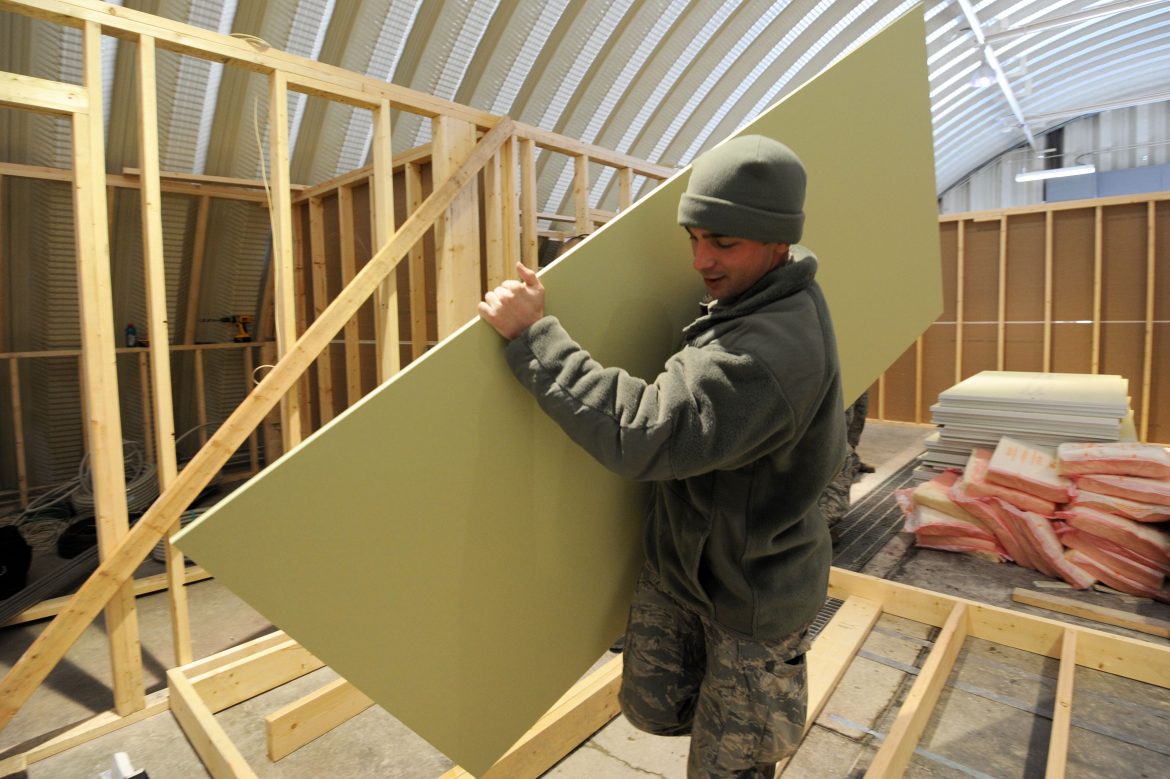 Choosing between Earthwool or Bradford Wall Insulation