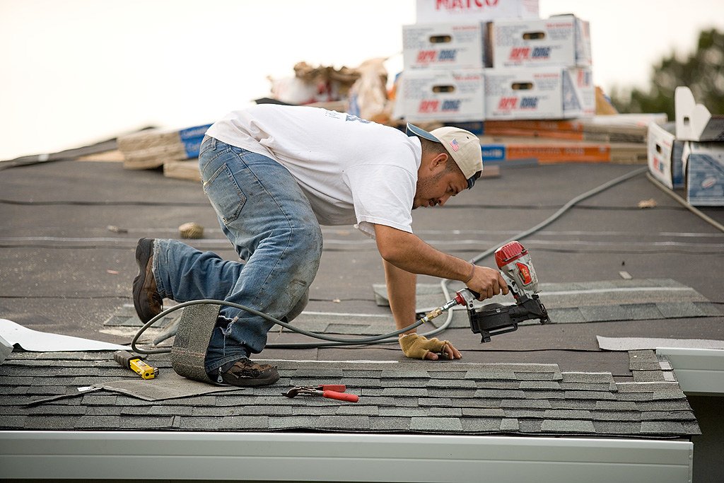 considerations-to-make-when-installing-a-roof-in-boca-raton